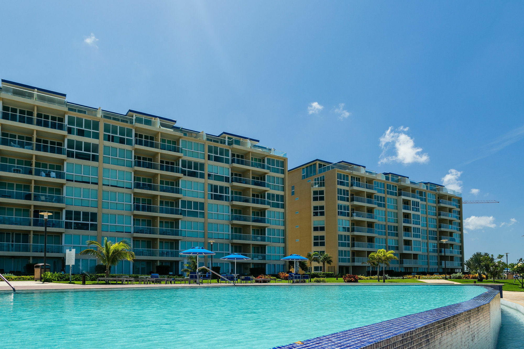 Blue Residences Palm Beach Esterno foto
